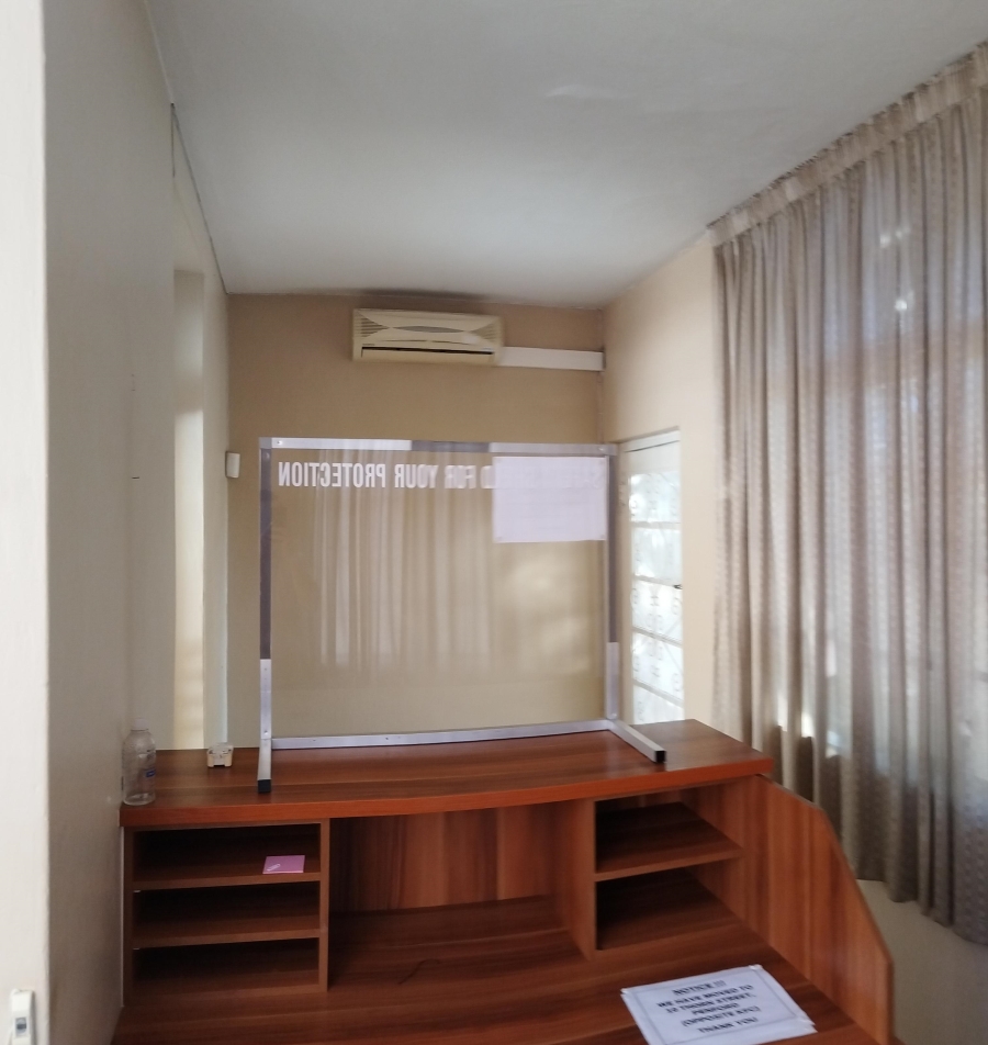 3 Bedroom Property for Sale in Uitenhage Central Eastern Cape